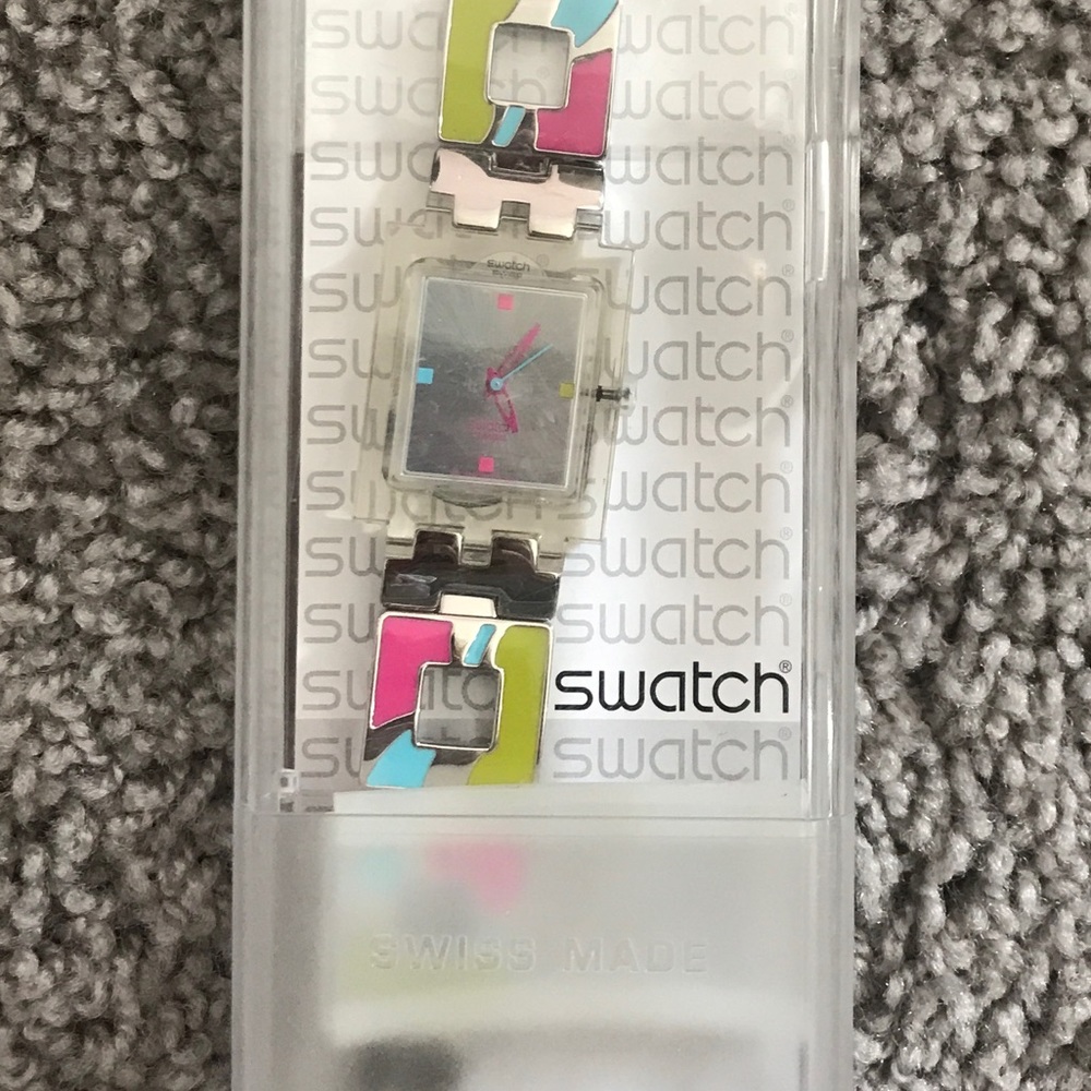 BRAND NEW SWATCH WATCH. NEVER TAKEN OUT OF BOX